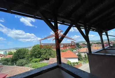 Apartament cu 3 camere semidecomandat în Făgăraș - 8