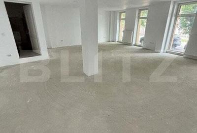 Casă cu 10 camere cu Teren 80 Mp în Central - 7