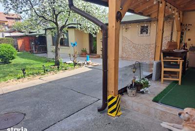 Casă cu 4 camere cu Teren 475 Mp în Cantemir
