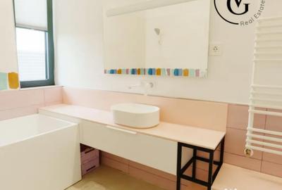 Casă cu 7 camere cu Piscina în Izvorani - 9