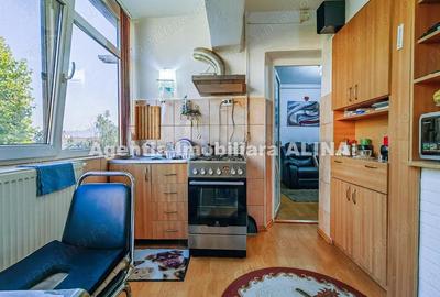 Apartament cu 2 camere decomandat în Decebal - 3