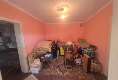 Casă cu 5 camere cu Teren 6817 Mp în Zănești - 9