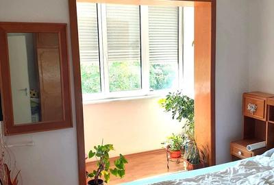 Apartament cu 3 camere semidecomandat în Dacia - 1