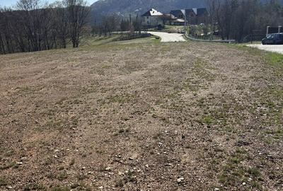 Teren de 2000 mp, în Ponoarele - 7