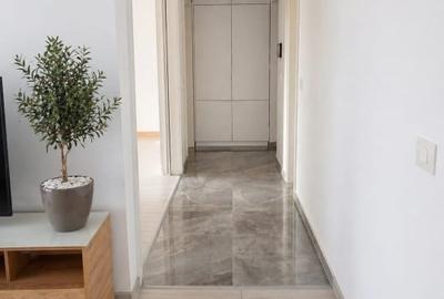 Apartament cu 2 camere decomandat în Tractorul - 3