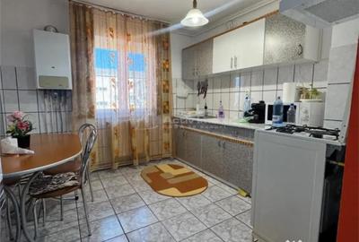 Apartament cu 3 camere semidecomandat în Gojdu - 5