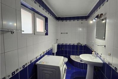 Casă cu 5 camere cu Canalizare în Văcăresti - 1