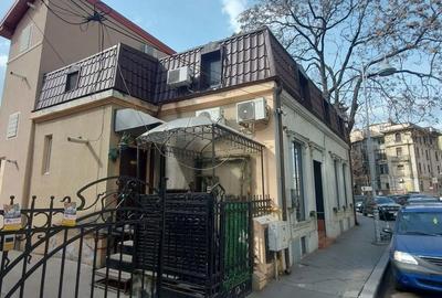 Casă cu 4 camere cu Canalizare în Ultracentral - 2