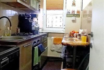 Apartament cu 2 camere nedecomandat în Micro 15