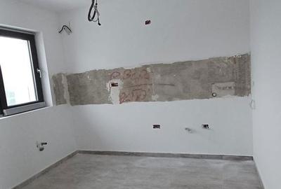 Casă cu 4 camere cu Teren 300 Mp în Central - 5