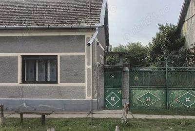 Casa la sat cu utilita?i - 1