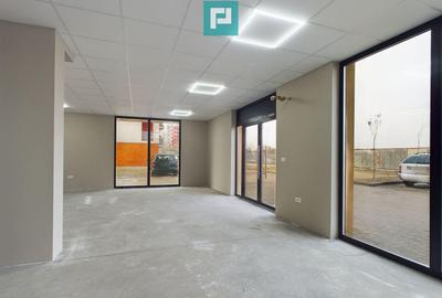 Spatiu comercial 90mp - 2