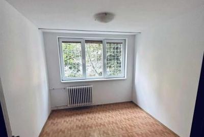 Apartament cu 4 camere semidecomandat în Apusului - 2