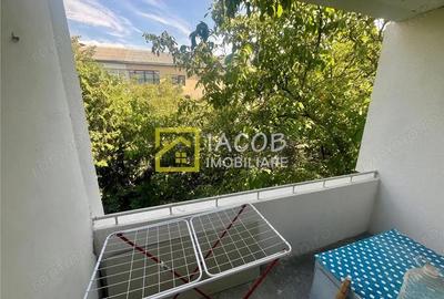 Apartament in zona centrala, str. George Apostu - 9 Mai - 9