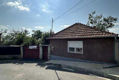 Casă cu 2 camere cu Teren 732 Mp în Central - 1