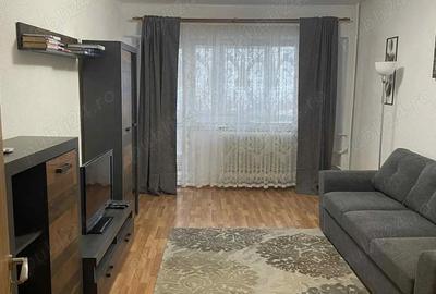 Apartament cu 3 camere decomandat în 1 Mai - 2