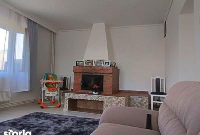 Casă cu 5 camere cu Teren 6381 Mp în Bârnova - 3