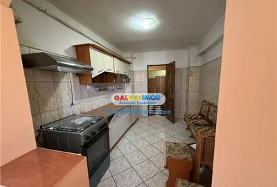 Apartament cu 4 camere decomandat, mobilat în 9 Mai - 2