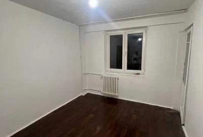 Apartament cu 3 camere semidecomandat în Alexandriei - 1