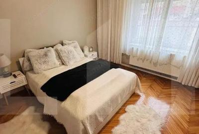 Apartament cu 5 camere în Central - 4
