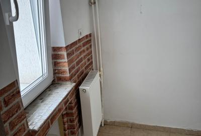 Garsonieră nedecomandată în Central - 2