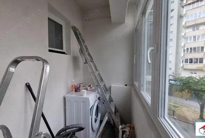 Apartament cu 3 camere în Micro 16 - 1