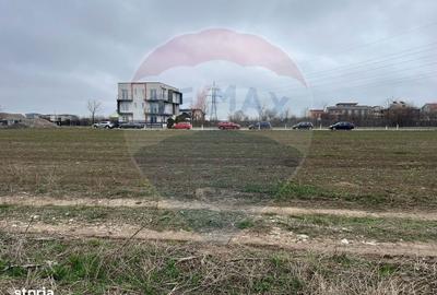 Teren de 1500 mp, în Nord