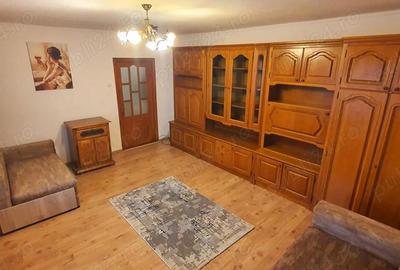Apartament cu 2 camere decomandat în Km 4 - 8