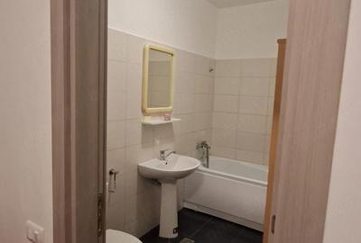 Garsonieră decomandată, mobilată în Apărătorii Patriei