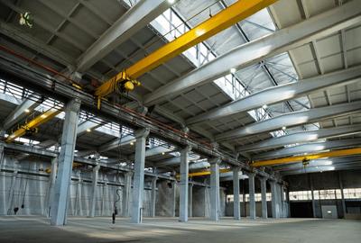 Spațiu industrial, de 3,458 mp, în Central - 13