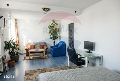 Casă cu 8 camere cu Teren 946 Mp în Central - 14