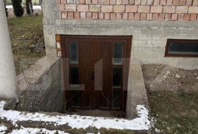 Casa la ro?u Mana?turel ,teren generos,priveli?te pano - 18