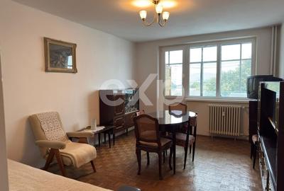 Apartament cu 2 camere decomandat, mobilat în Narcisa