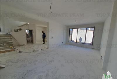 Duplex cu 8 camere cu Teren 318 Mp în Exterior Sud - 12
