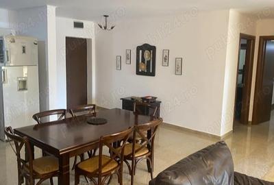 Apartament cu 3 camere semidecomandat în Central - 6
