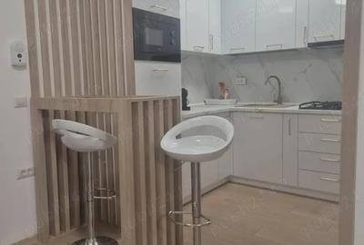 Inchiriez apartament bloc nou