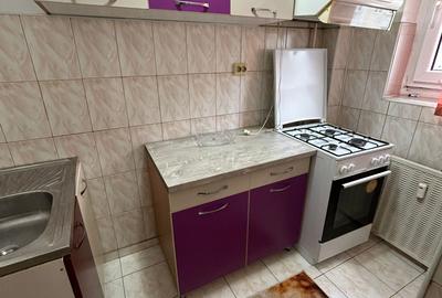 Garsoniera Titan Bloc 1984 Reabilitat 12 Min Metrou Titan - 2