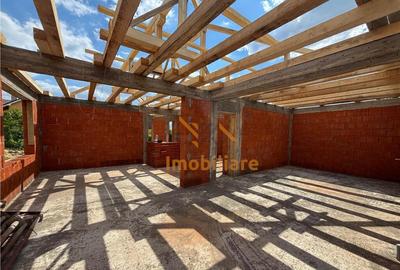 Casă cu 3 camere cu Teren 472 Mp în Oncea - 4