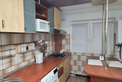 Apartament cu 2 camere semidecomandat, mobilat în 13 Septembrie - 6