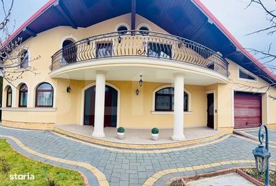 Casă cu 4 camere în Central - 1