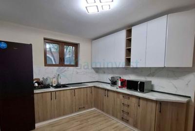 Casă cu 4 camere în Central - 5