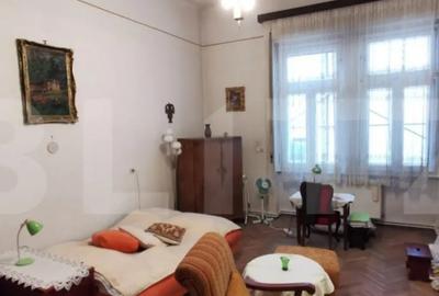 Apartament cu 5 camere semidecomandat în Central - 12