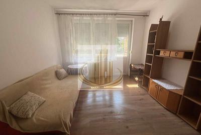 Apartament cu 2 camere semidecomandat, mobilat în Tipografilor