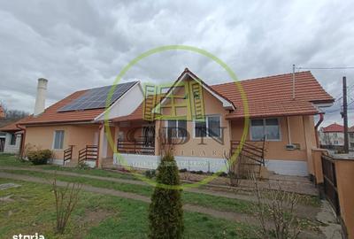 Casă cu 4 camere în Ideciu de Sus - 1