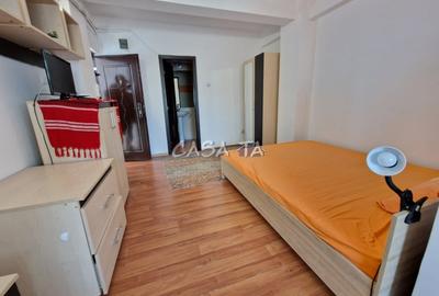 Garsonieră în 9 Mai - 2