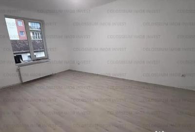 Apartament cu 3 camere decomandat în Brașovul Vechi - 3