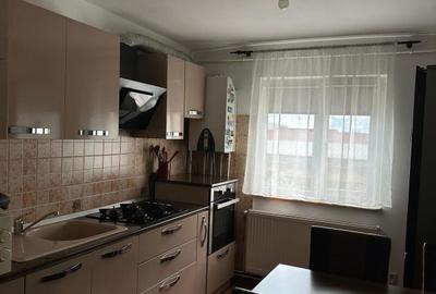 Apartament cu 2 camere semidecomandat în Central - 1