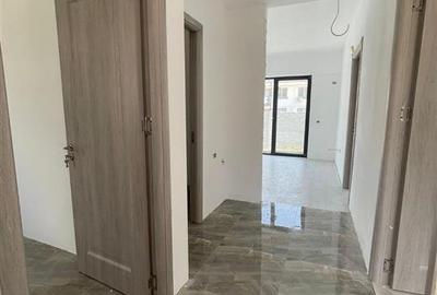 Casă individuală cu 3 camere cu Canalizare în Central - 9