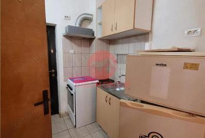 Garsonieră, mobilată în CET - 3