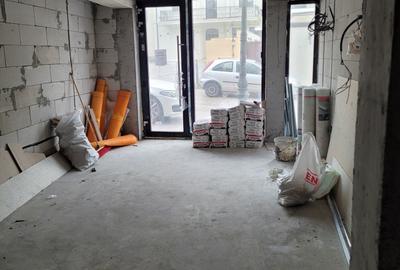 Piata Ovidiu - spatiu comercial cu vad pietonal - 4